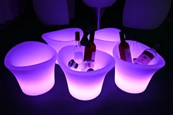 שמפינירה בתאורת לד