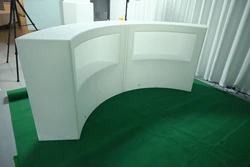 דלפק בר בתאורת לד לאורעים