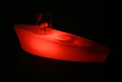 שמפינירה בתאורת לד