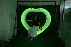 נדנדה לב בתאורת ללד