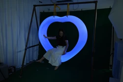 נדנדה לב בתאורת ללד