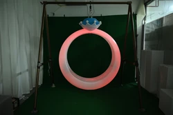 נדנדת טבעת RING בתאורת לד