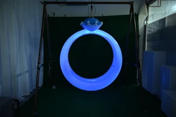 נדנדת טבעת RING בתאורת לד