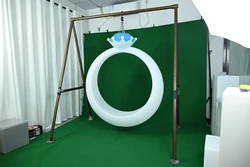 נדנדת טבעת RING בתאורת לד