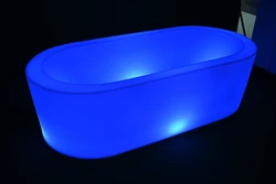 שמפינירת אמבט בתאורת לד