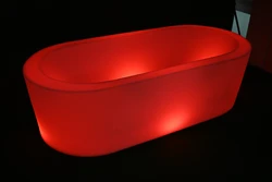 שמפינירת אמבט בתאורת לד