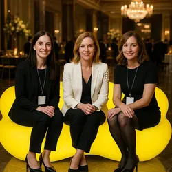 פינת ישיבה ענן בתאורת לד