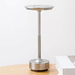 "מטאלוקס" מנורה שולחנית יוקרתית