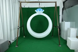 נדנדת טבעת RING בתאורת לד