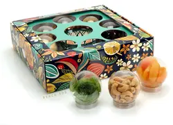 קופסת פרח עם פירות יבשים